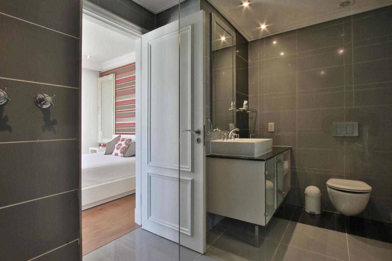 קייפטאון Cape Royale 1 Bedroom Luxury Apartments With Mountain View מראה חיצוני תמונה