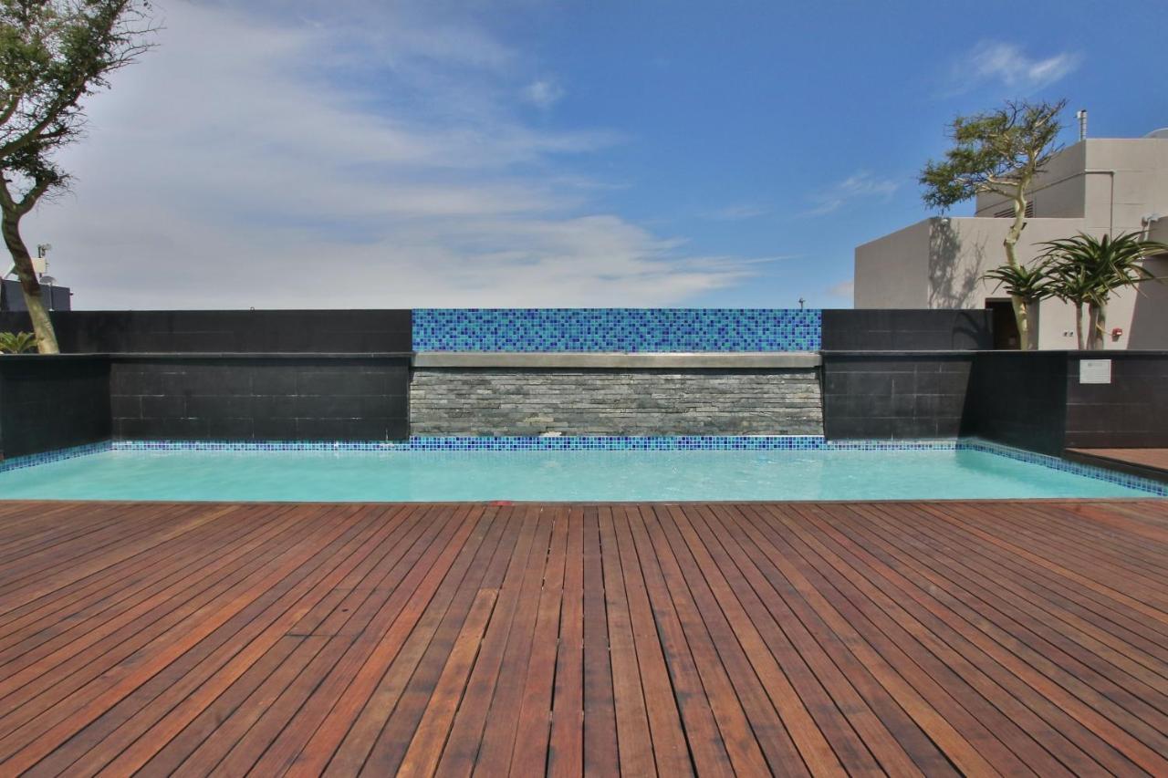 קייפטאון Cape Royale 1 Bedroom Luxury Apartments With Mountain View מראה חיצוני תמונה